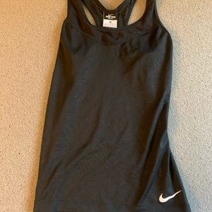 Workout tank top